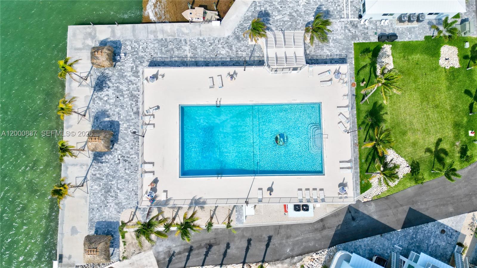 10877 Overseas Hwy 26A