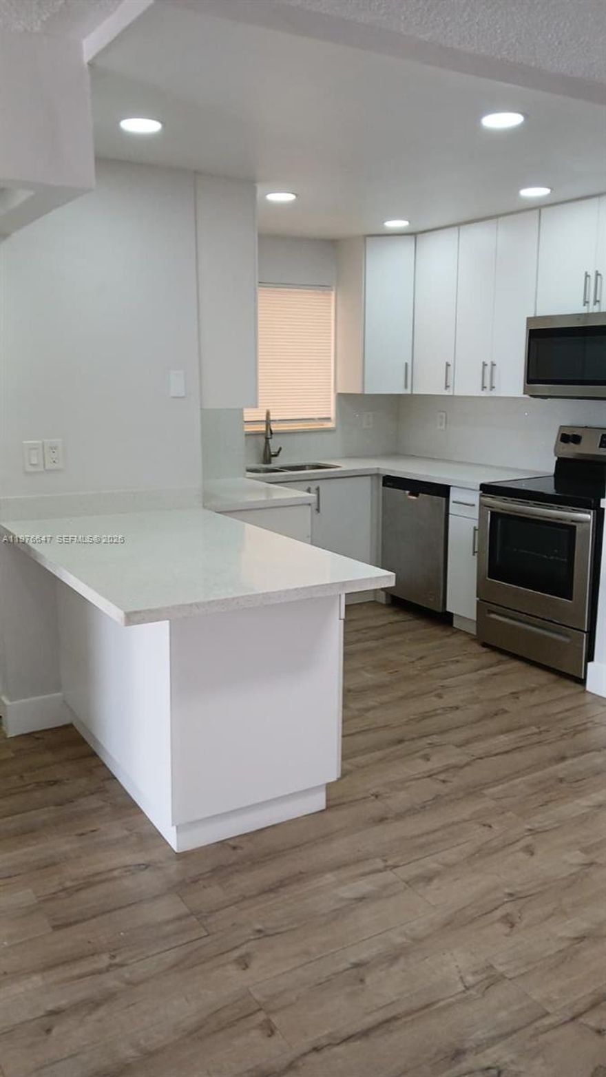 remodeled apartment , brand new 2/2 in a great area. Close to everything. Two parking spaces available.l; Easy to show, on lockbox. Kitchen back splash and counter top in white quartz, appliances in steel. Submit offers compliting back ground check MY RENTAL , easy and cheap.credit report, credit score, 2 previous landlords info, picture id, proof of incomes. I m not available on Saturday until 8 pm, leave a message or text and i ll be back to you as soon as possible after 8 p