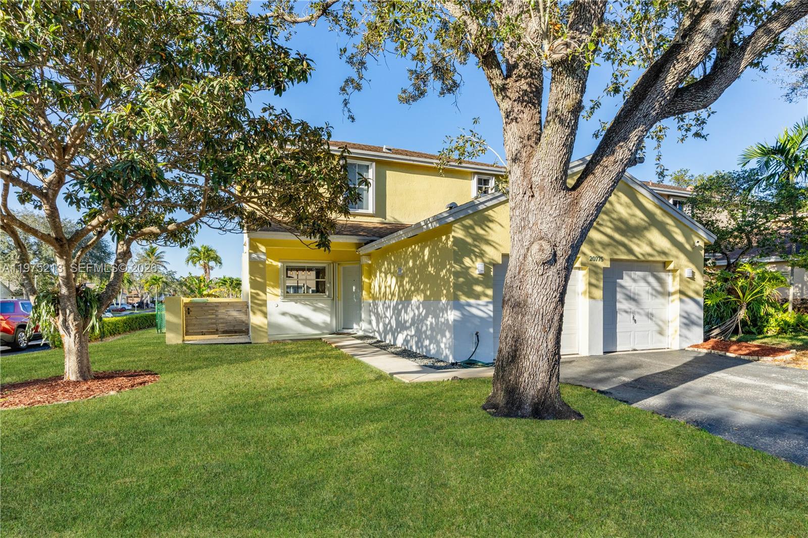 CHAPEL TRAIL REPLAT - Residential