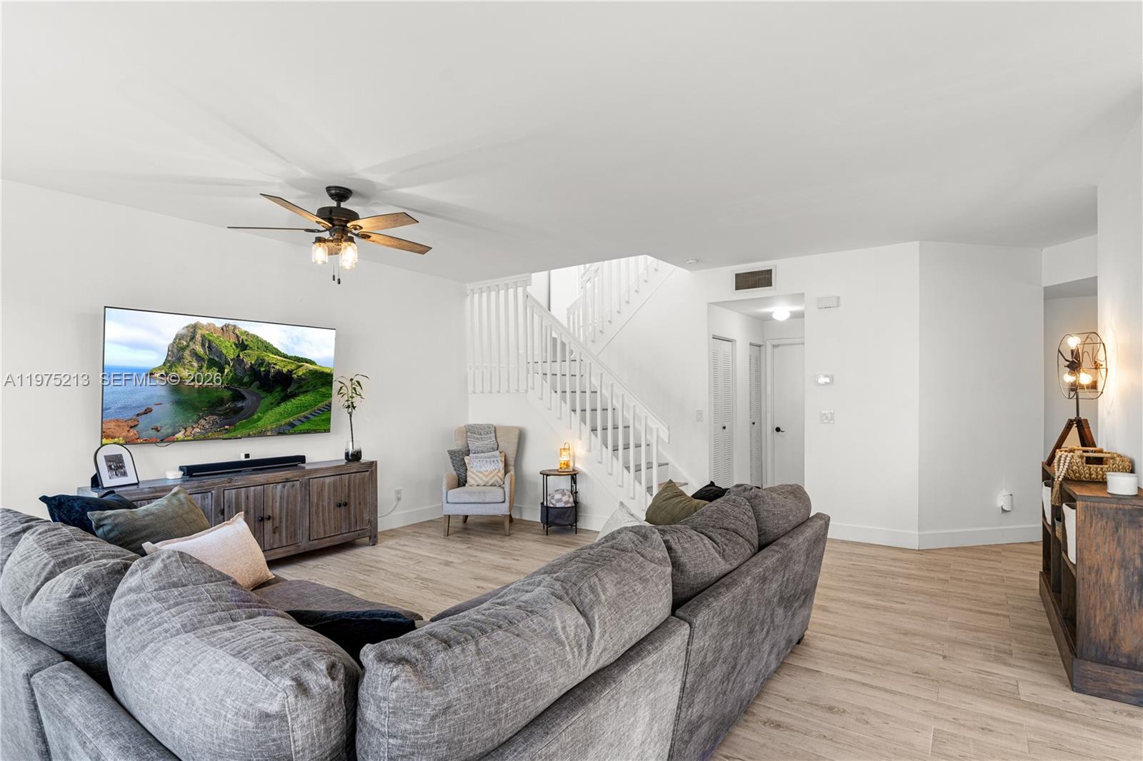 CHAPEL TRAIL REPLAT - Residential