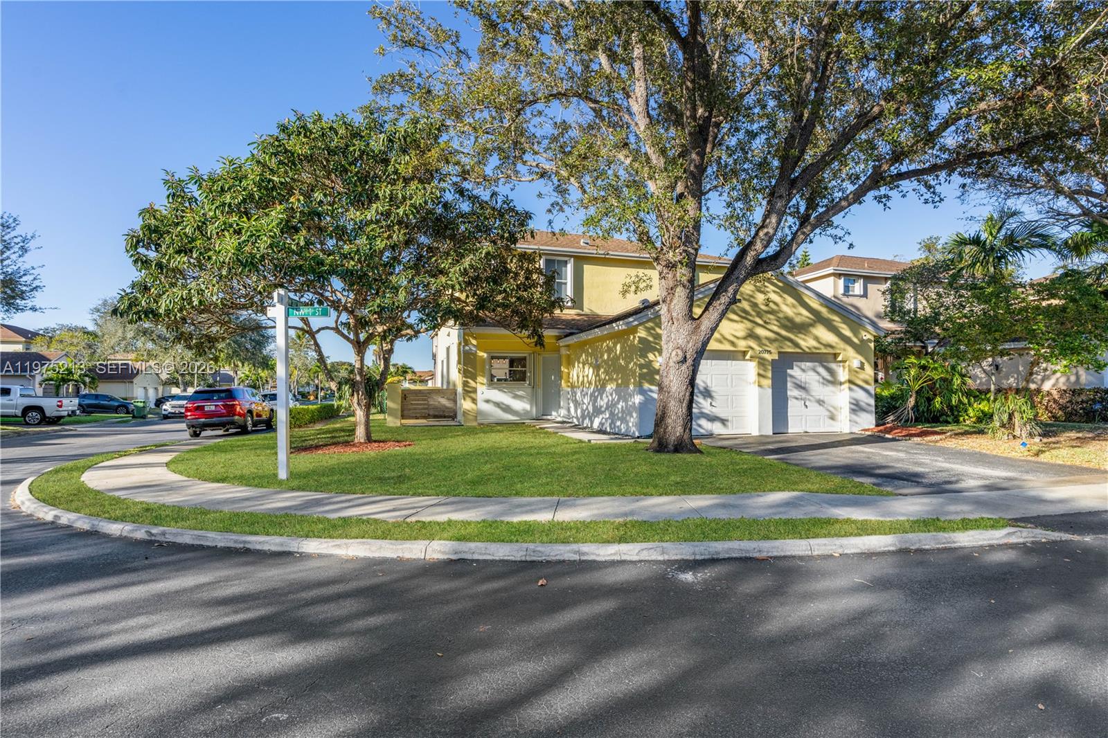 CHAPEL TRAIL REPLAT - Residential