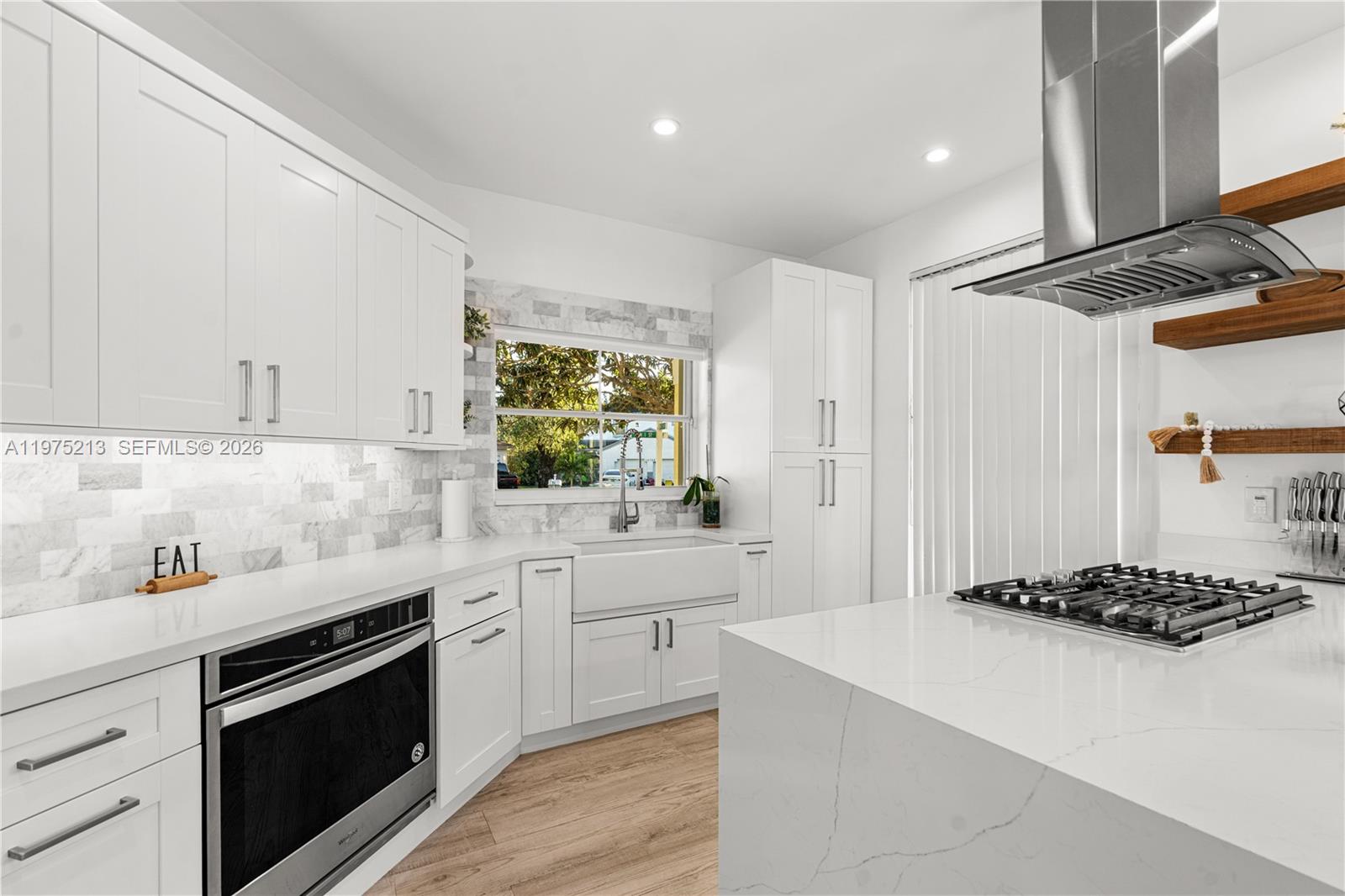 CHAPEL TRAIL REPLAT - Residential