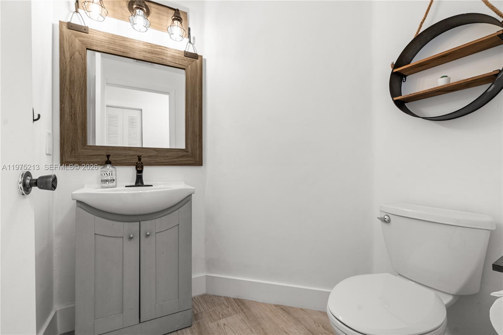 CHAPEL TRAIL REPLAT - Residential