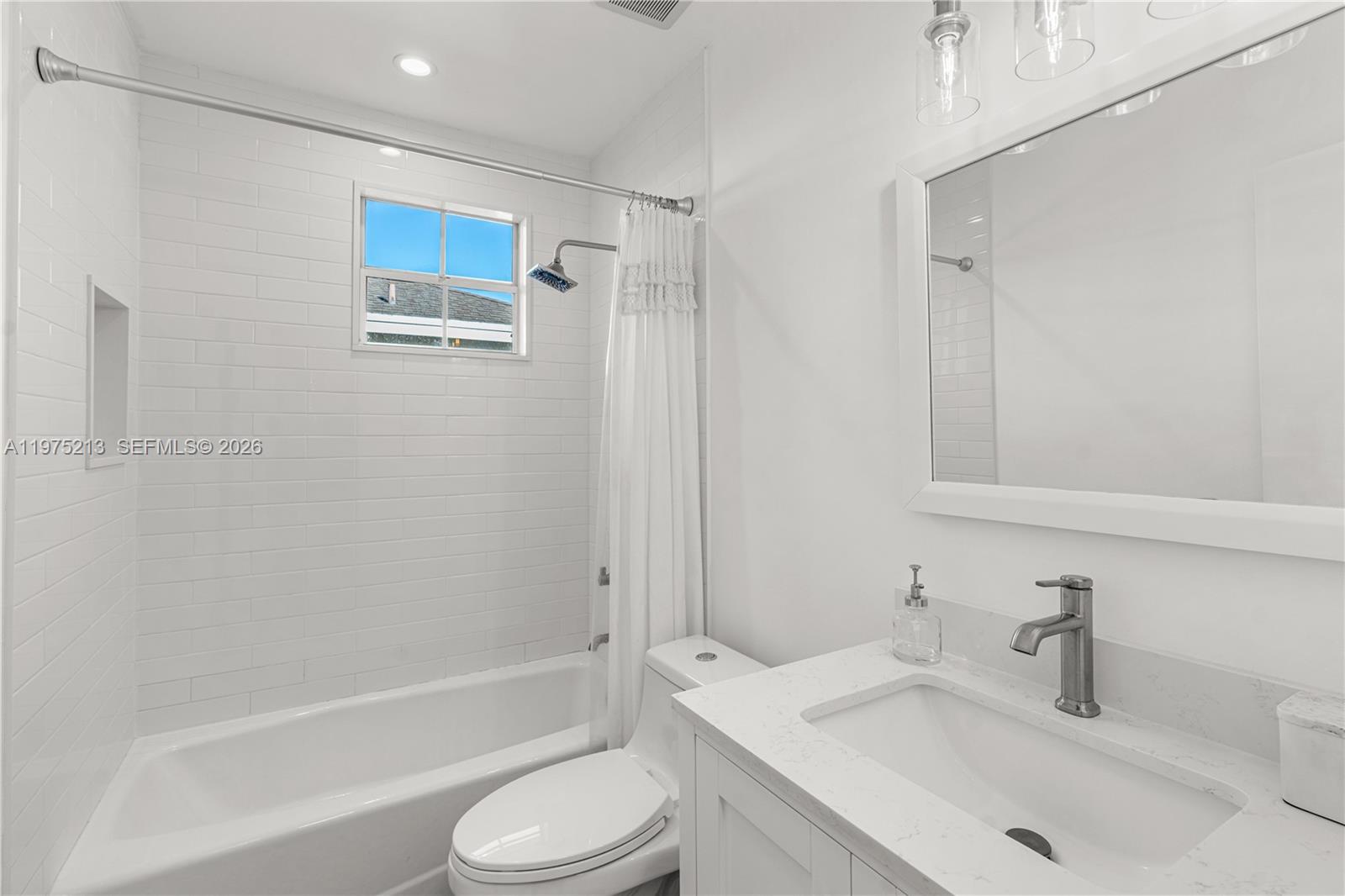 CHAPEL TRAIL REPLAT - Residential