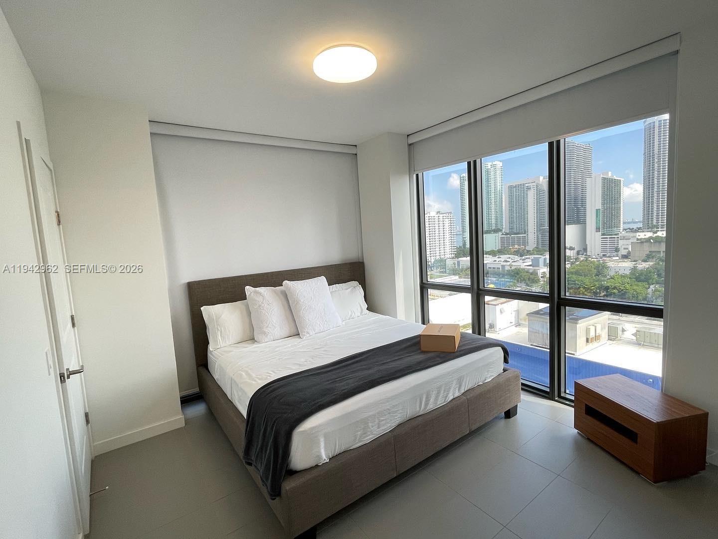 1600 NE 1st Ave 1220