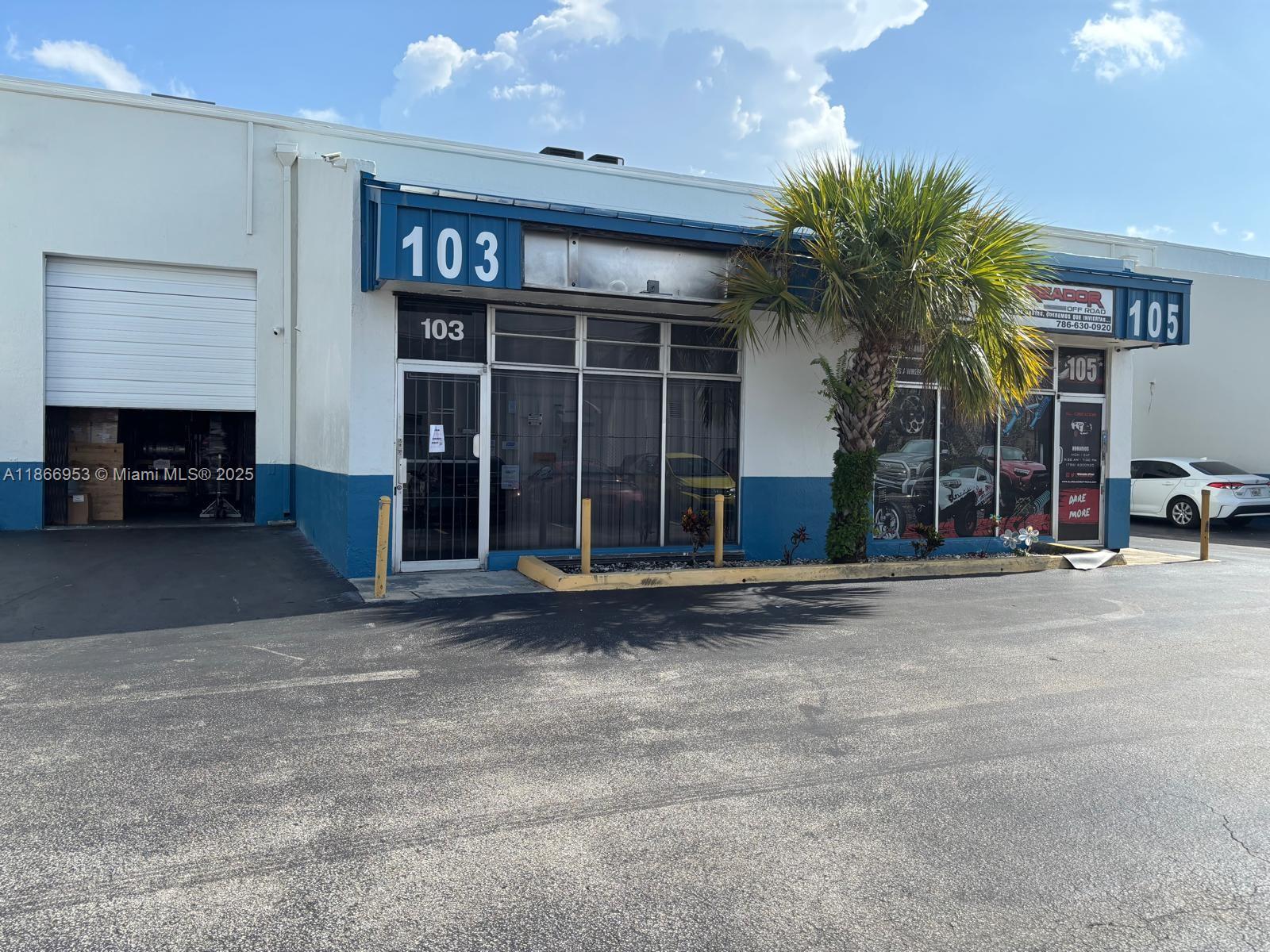 ±2,472 SF This flex warehouse/office features retail-style frontage, 18’ clear ceiling, one electric street-level roll-up door, front showroom/reception with private office, rear warehouse with racks, 1 restroom, AC office/showroom, 110/220V, and Twin-T concrete roof. Zoned IU-2 Industrial, not in a flood zone. Located in Milam 31 Expo Center, near SR 826, SR 112, SR 836, Florida’s Turnpike, and 15 min from MIA. Perfect for logistics, distribution, import/export, or service businesses needing flexible office, showroom, and warehouse space with excellent highway connectivity.