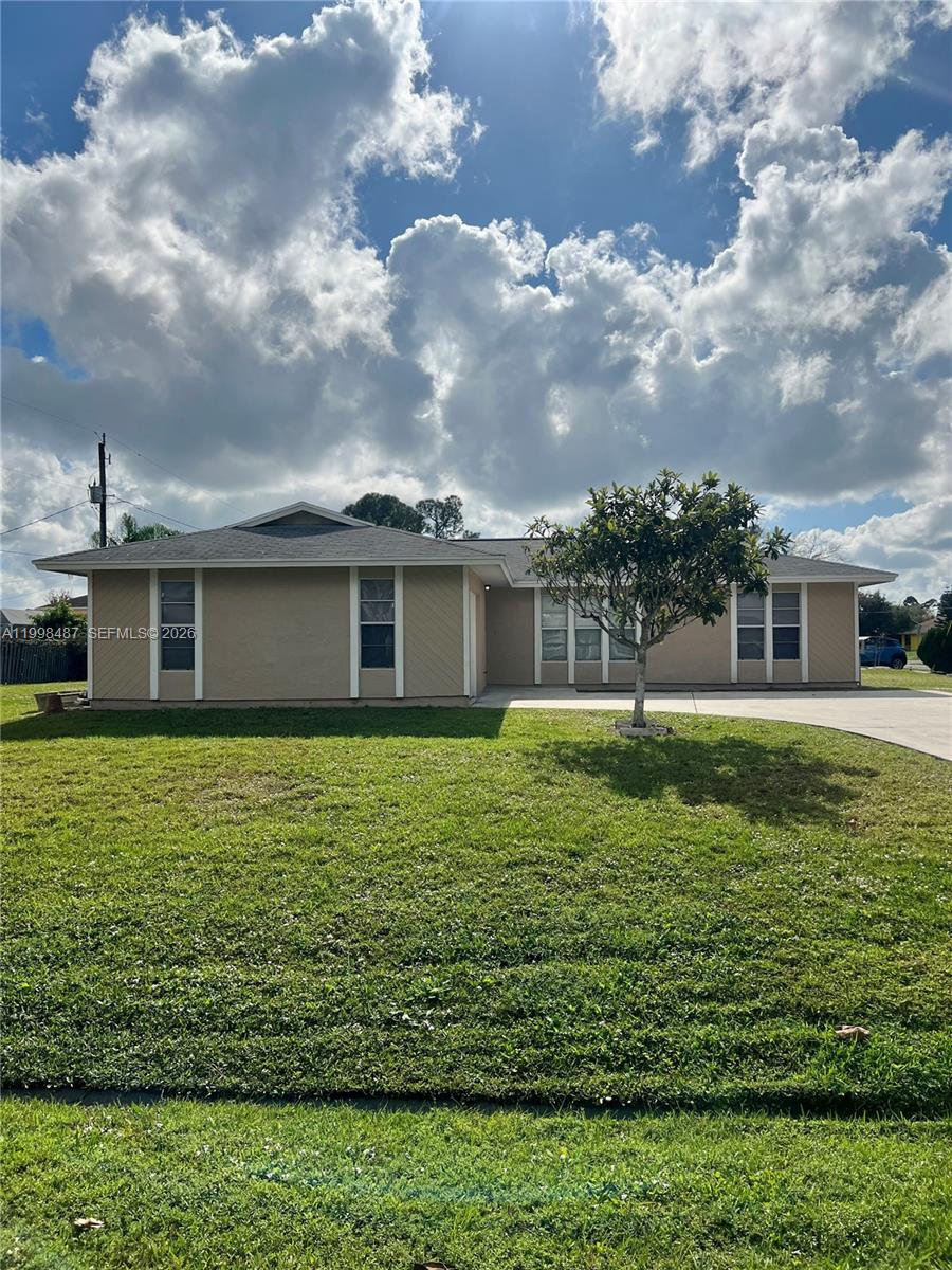 PORT ST LUCIE SECTION 4 - Residential Lease