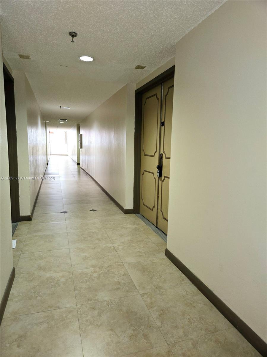 GREYNOLDS PARK CLUB CONDO - Residential