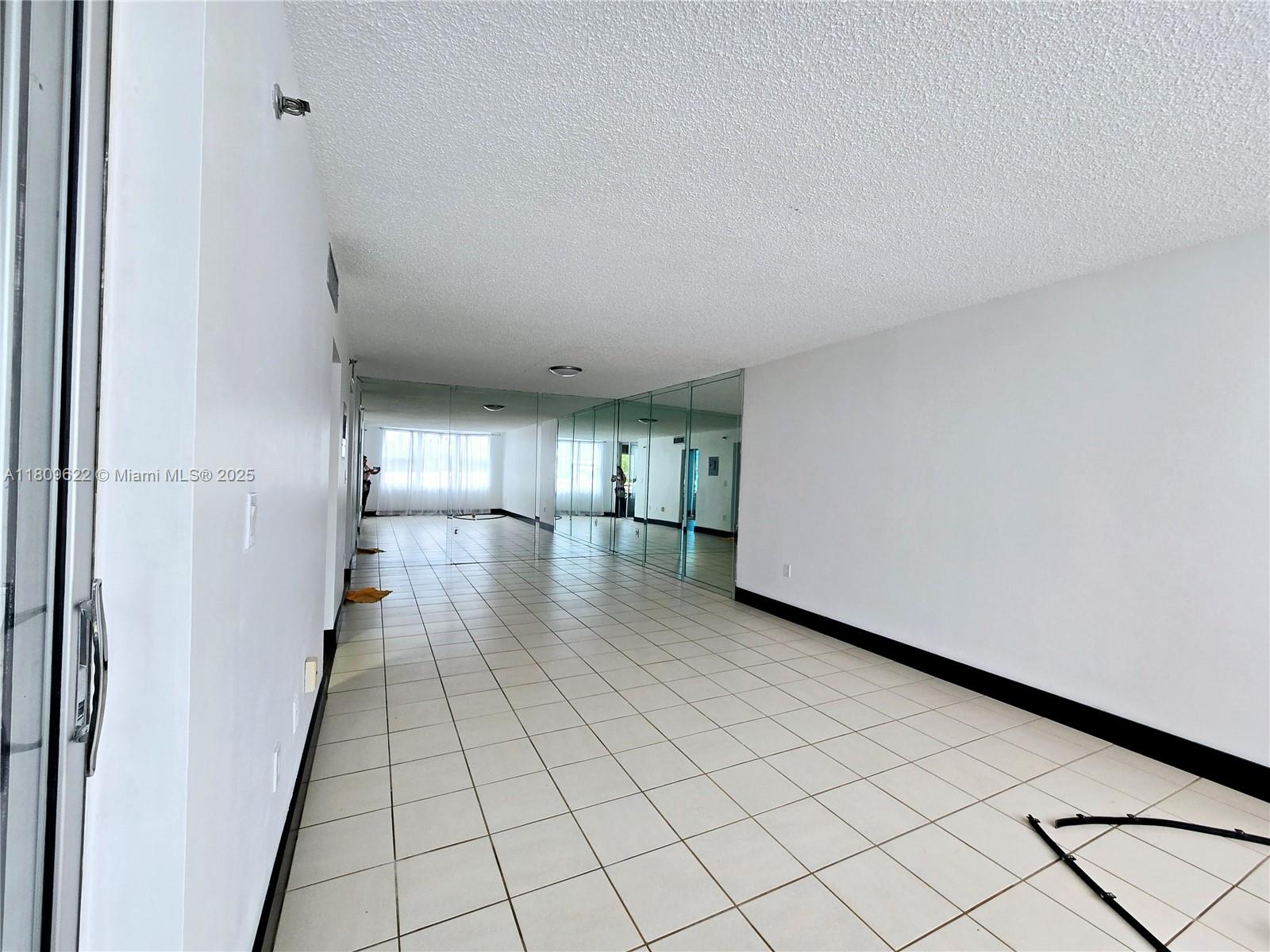 GREYNOLDS PARK CLUB CONDO - Residential