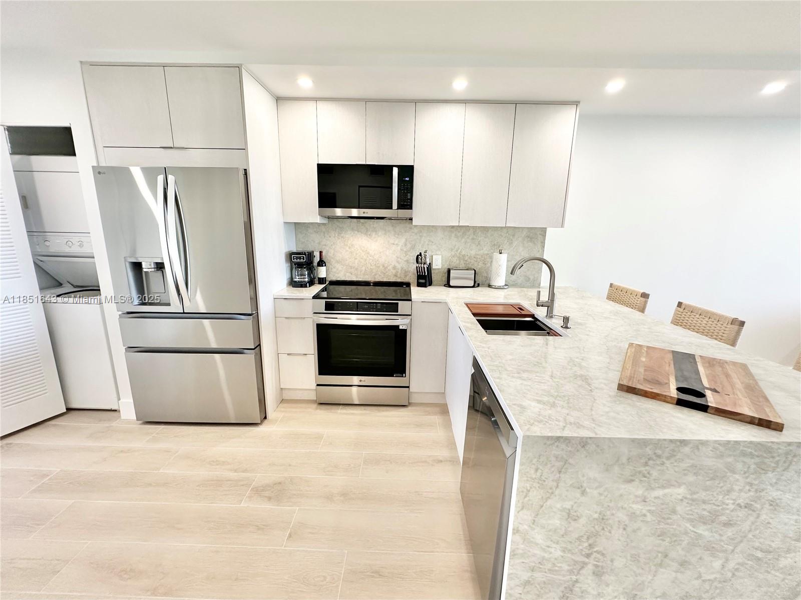 JUPITER BAY ONE THRU SIX - Residential Lease
