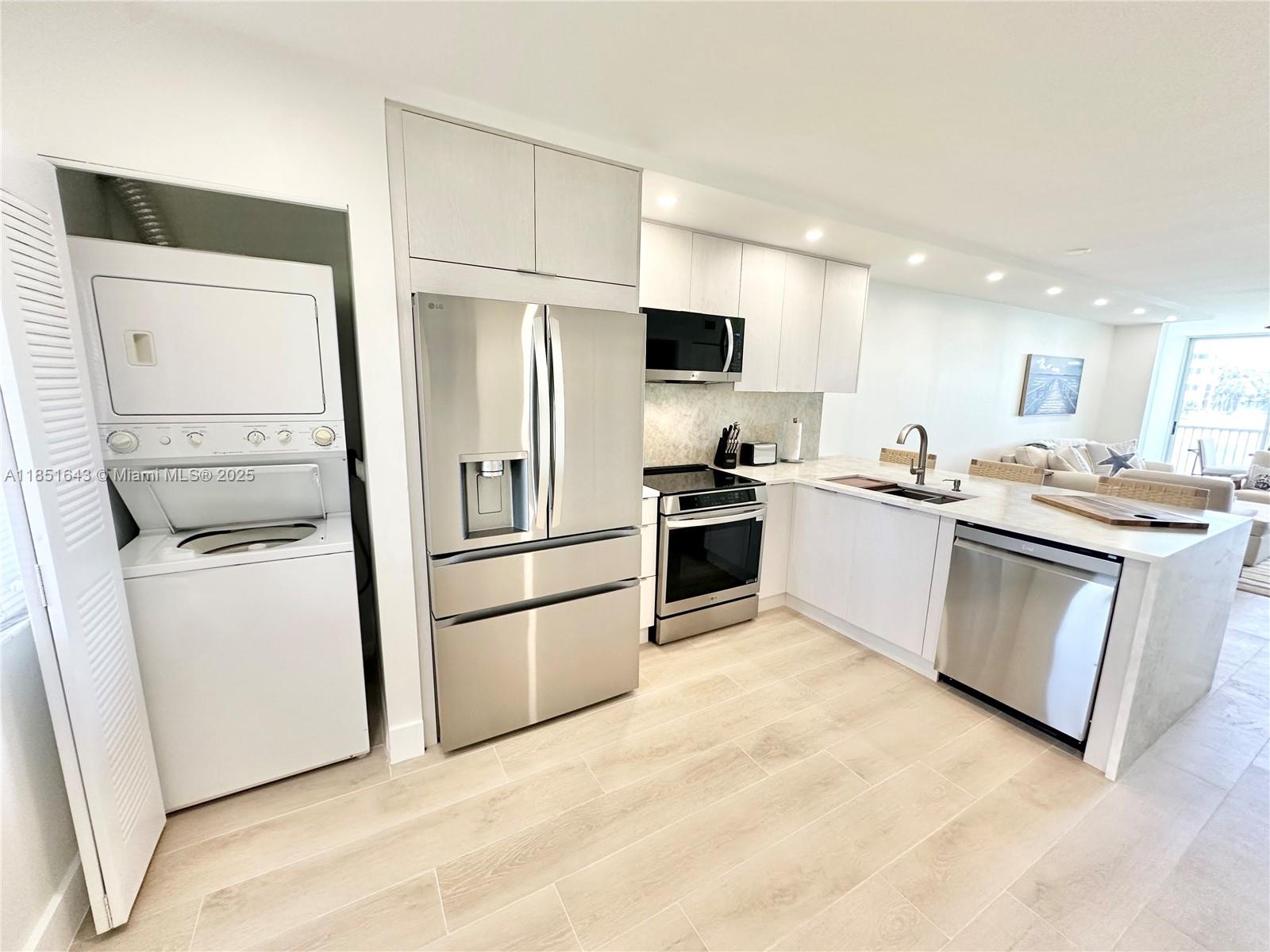 JUPITER BAY ONE THRU SIX - Residential Lease