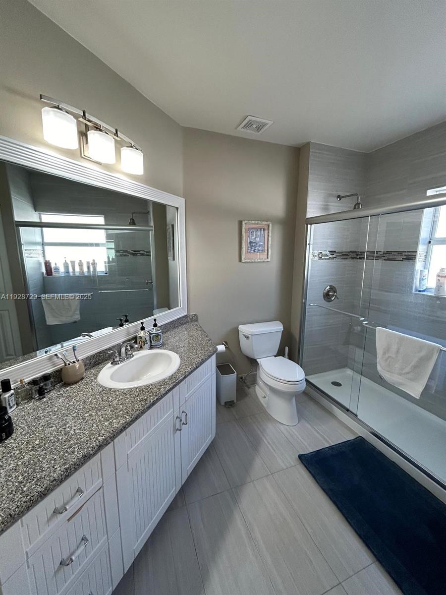 DORAL ISLES CAYMAN - Residential