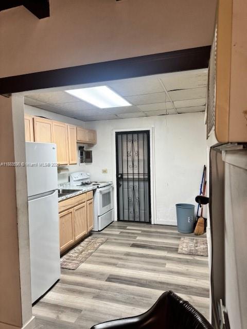 BUNCHE PARK - Residential