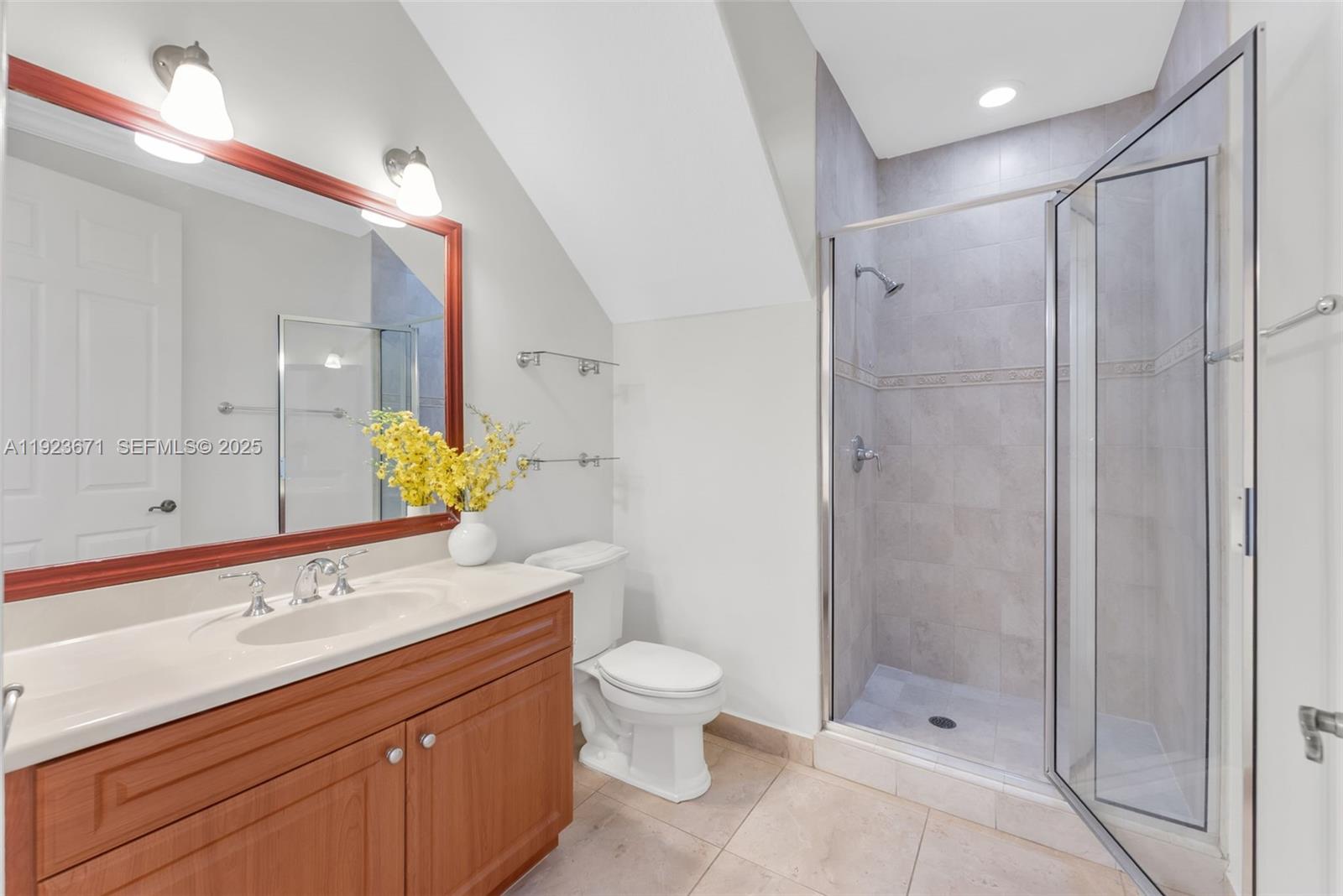 TUSCANY ESTATES AND VILLA - Residential Lease