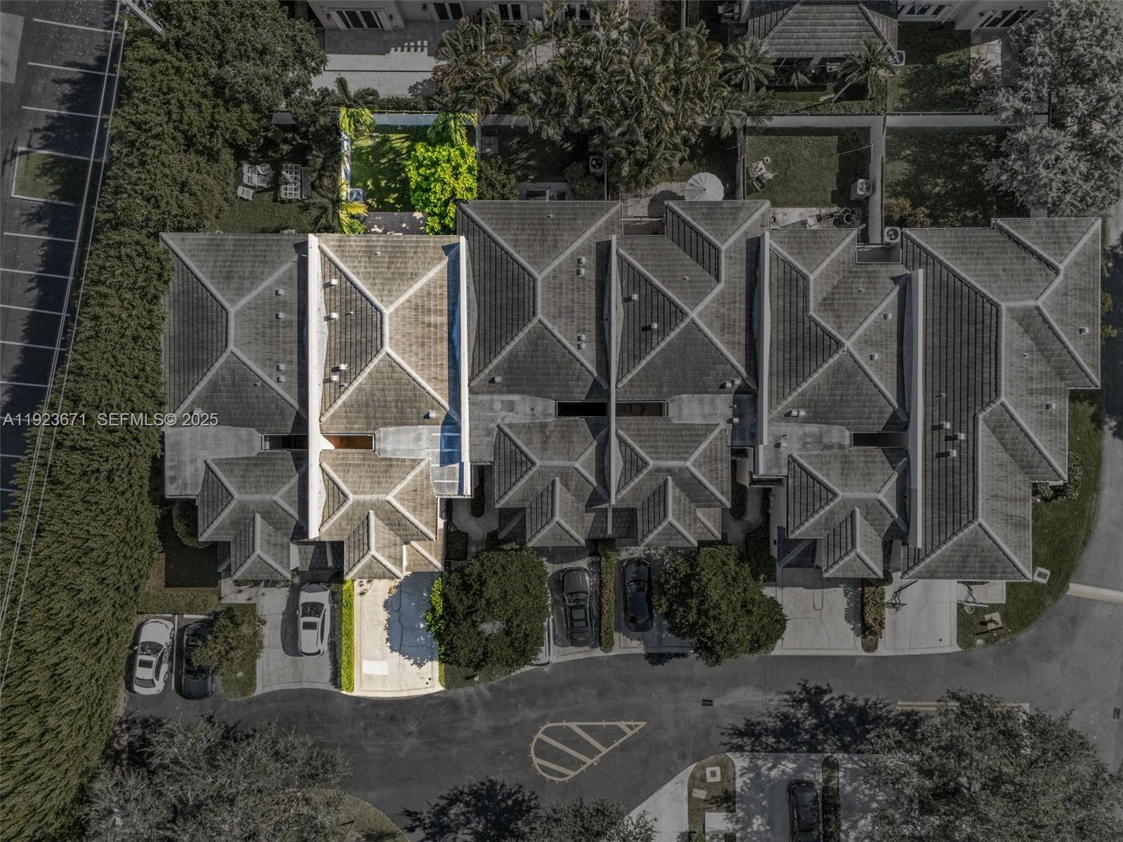 TUSCANY ESTATES AND VILLA - Residential Lease