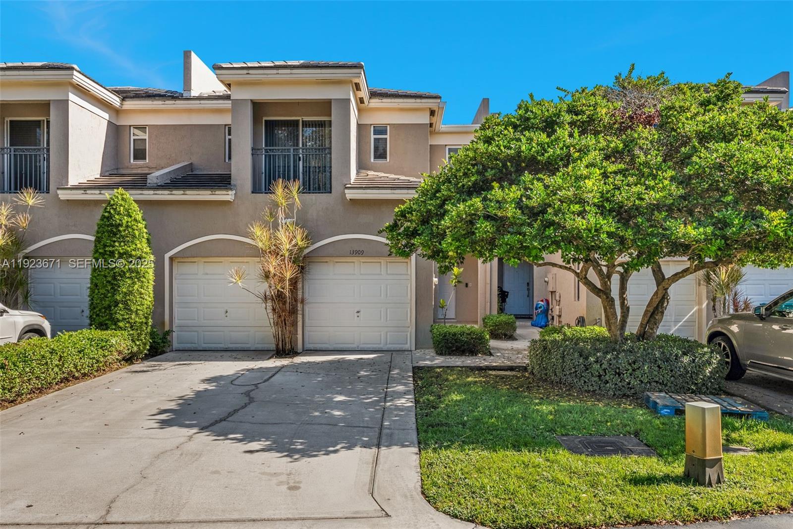 TUSCANY ESTATES AND VILLA - Residential Lease