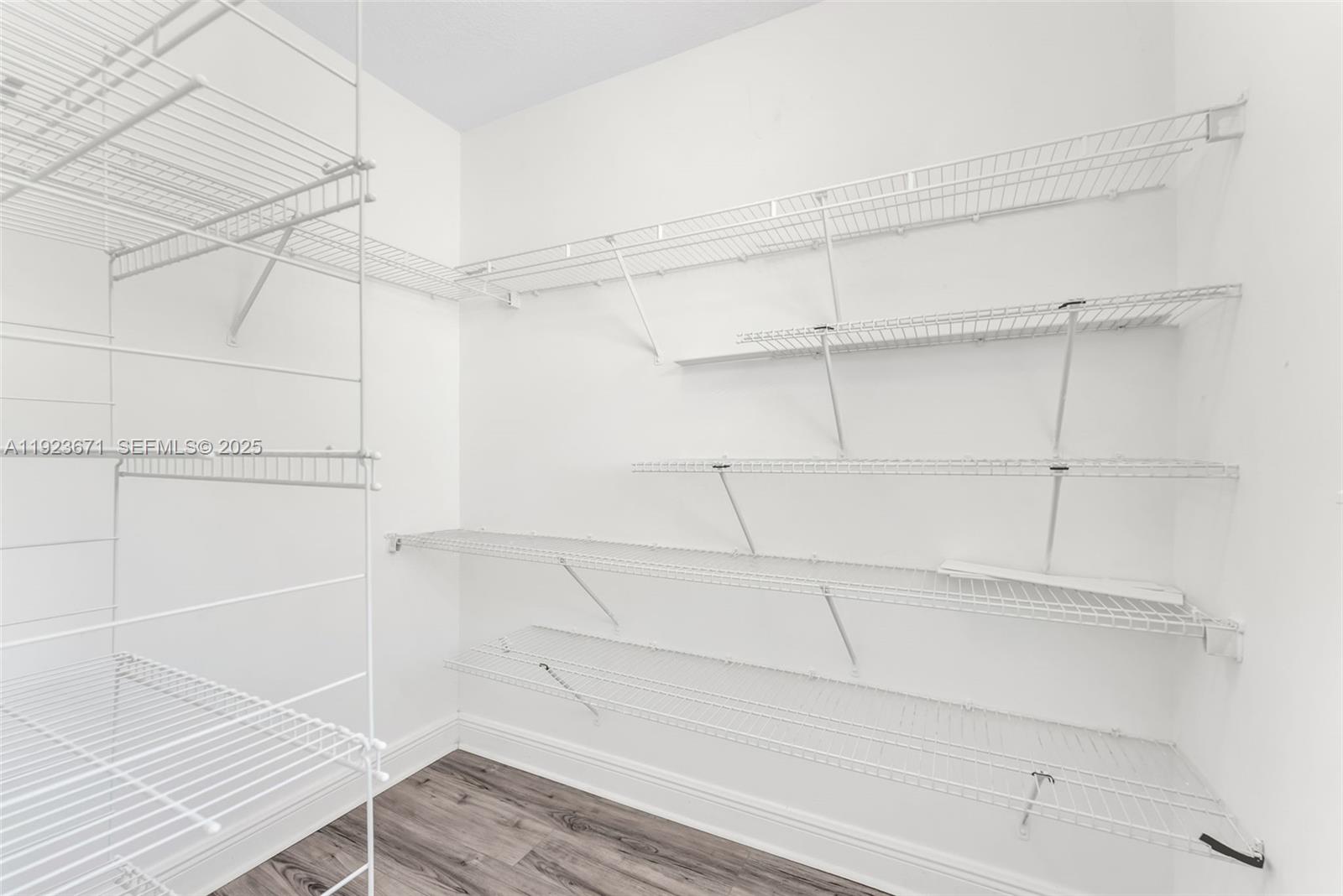 TUSCANY ESTATES AND VILLA - Residential Lease