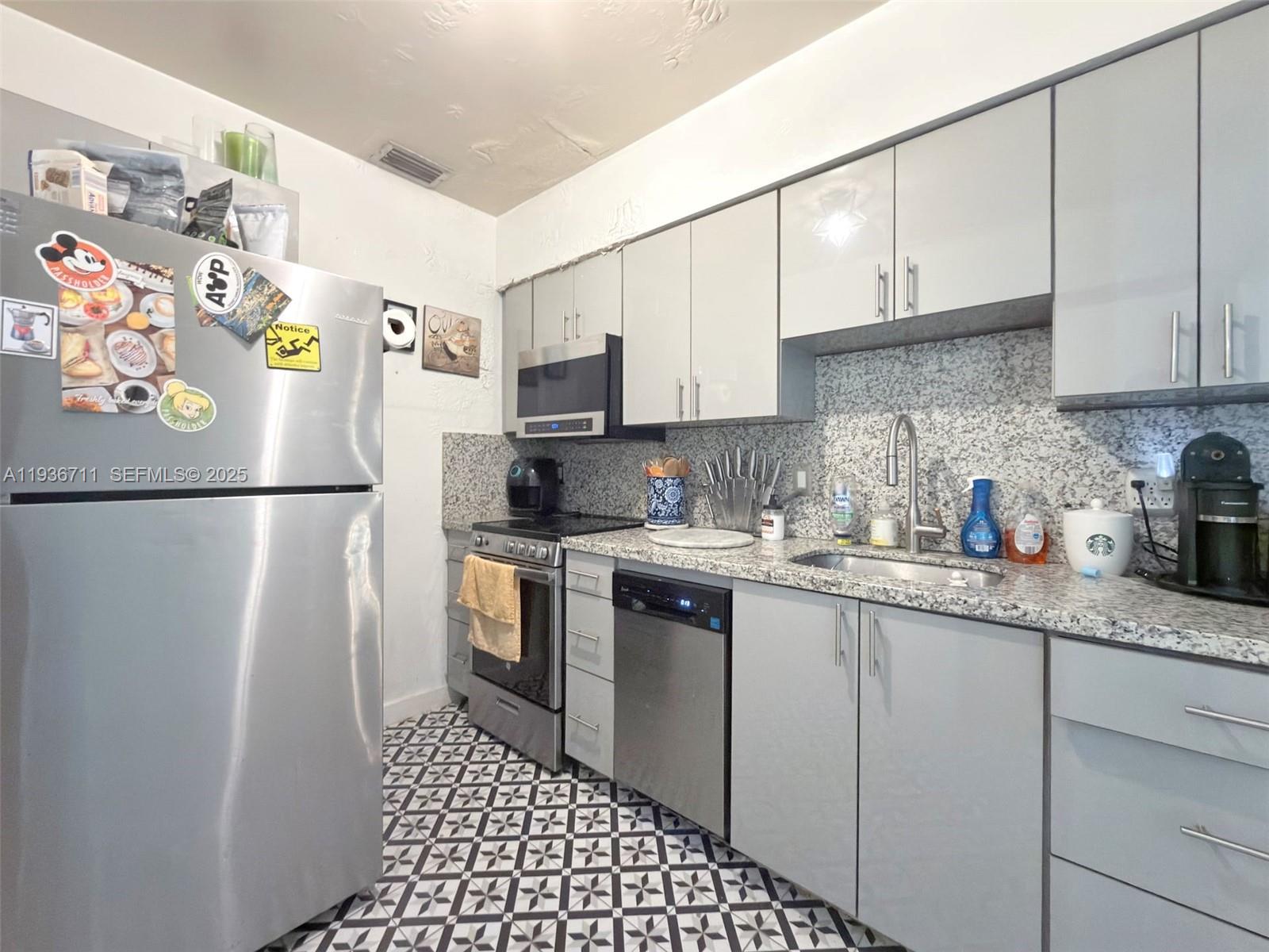 TWELFTH ST MANORS - Residential