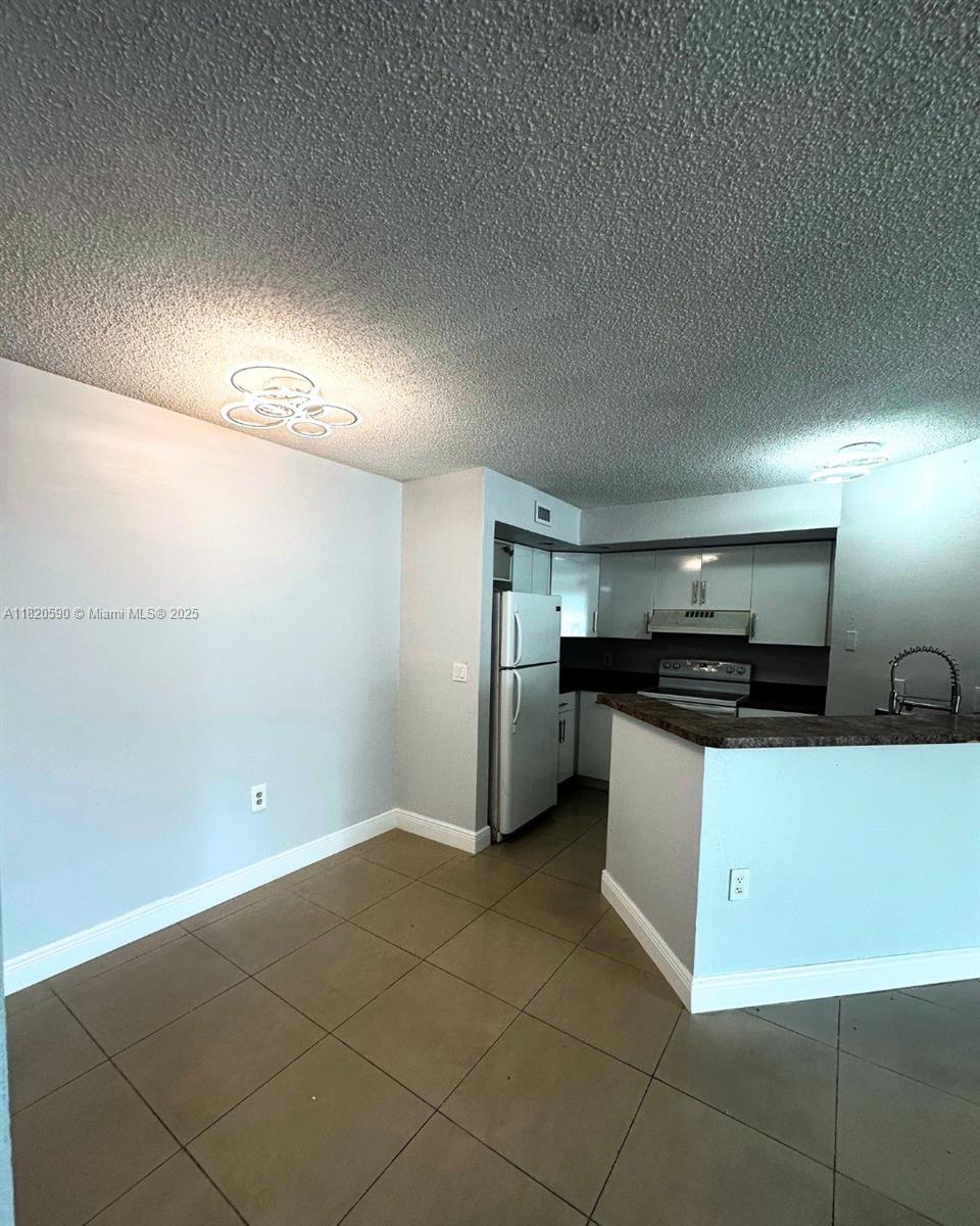 ISLES AT LAGO MAR CONDO - Residential