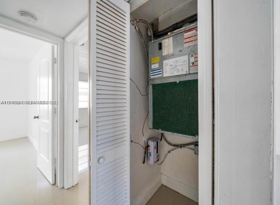 TORRIMAR SUB - Residential Lease