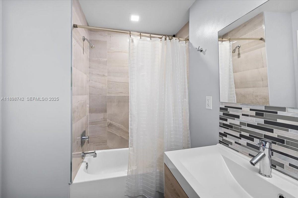 TREASURE COVE - Residential