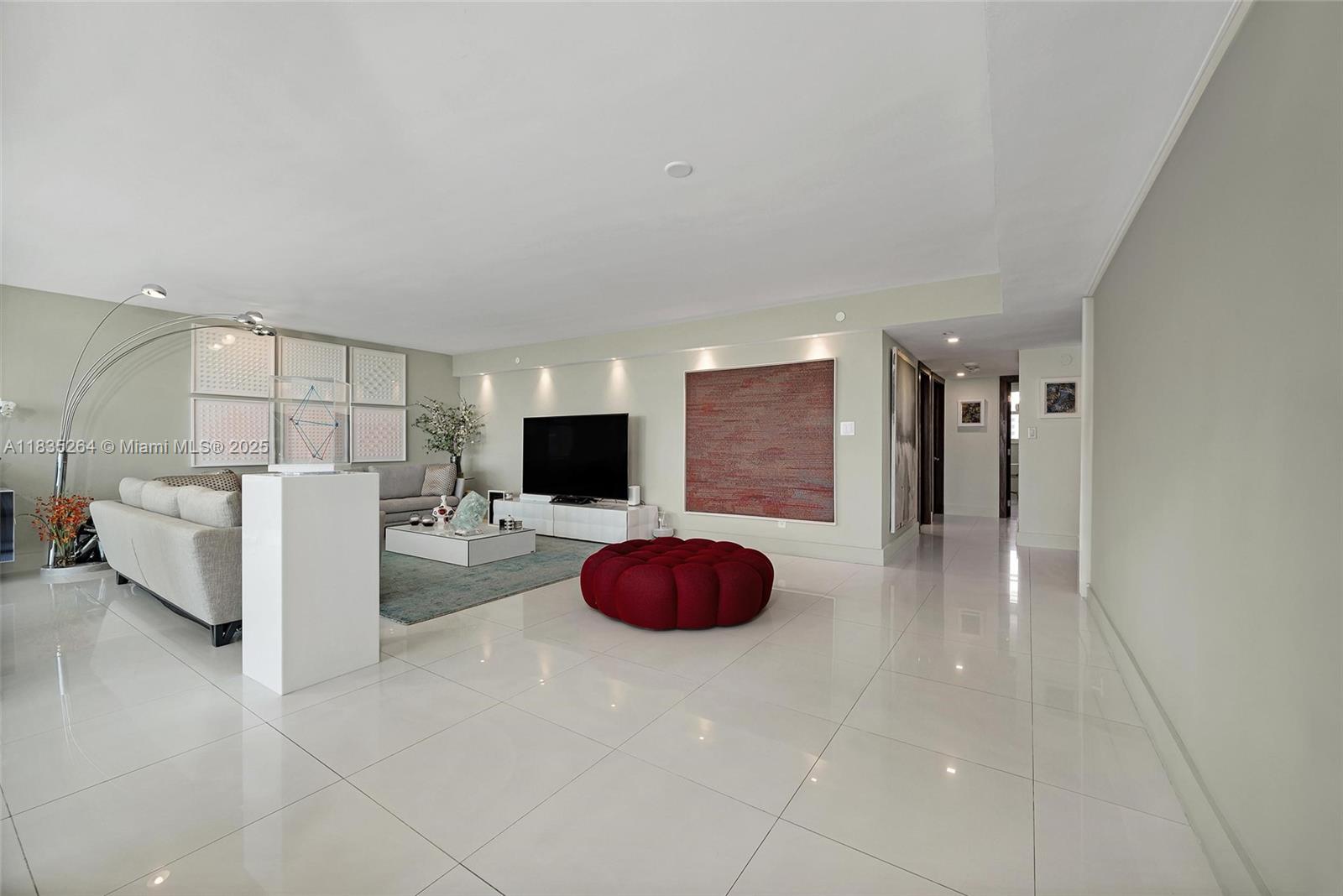 607 Ocean Dr 8K