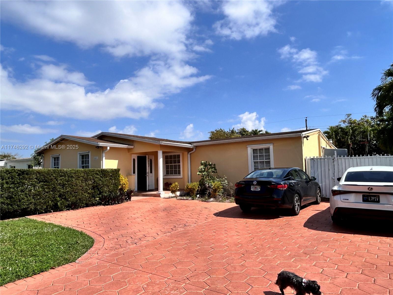 Property for Sale at 5401 Sw 99th Ave, Miami, Broward County, Florida - Bedrooms: 5 
Bathrooms: 3  - $750,000