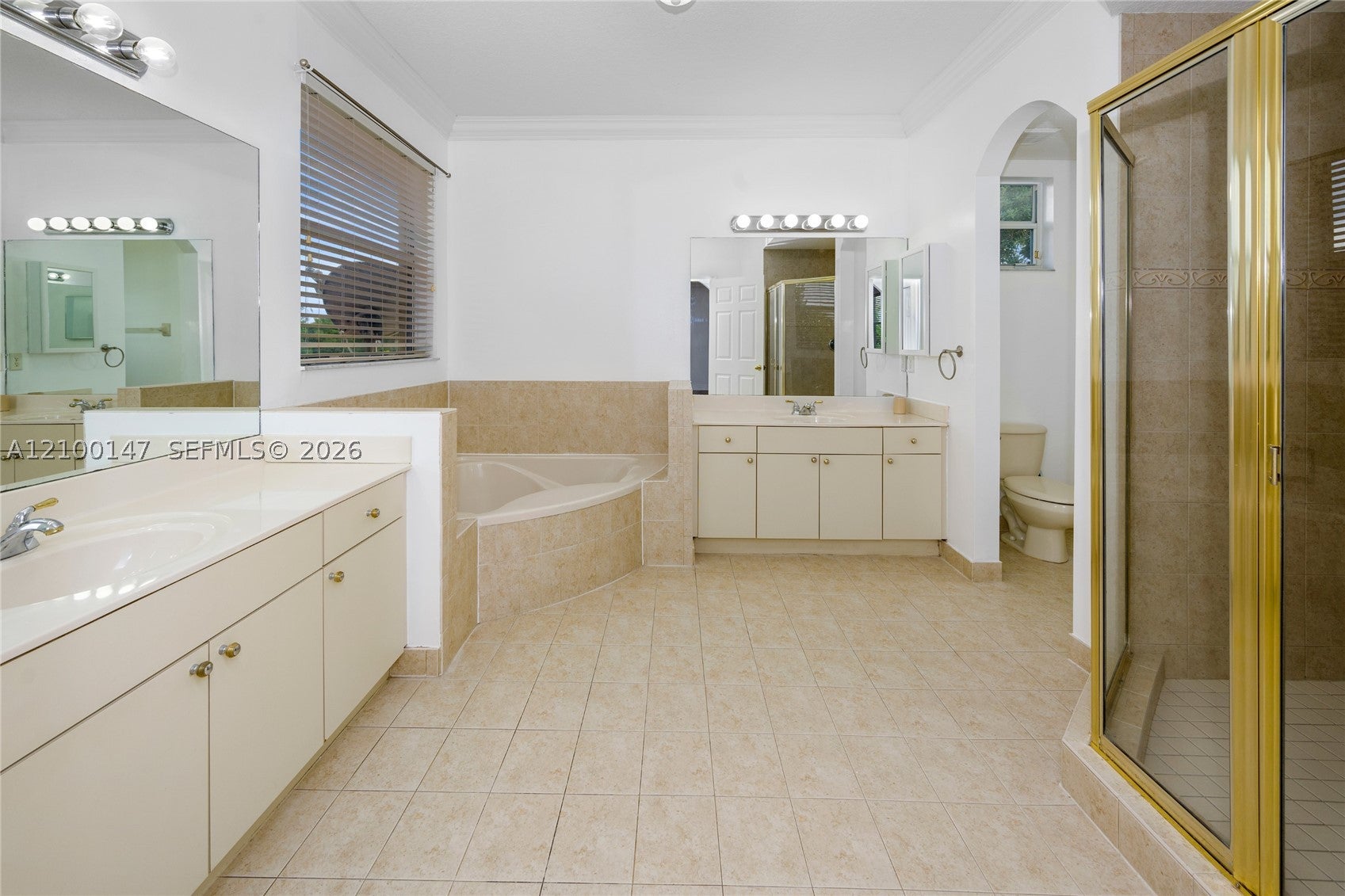 2010 NW 98th Way