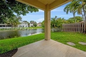 2010 NW 98th Way