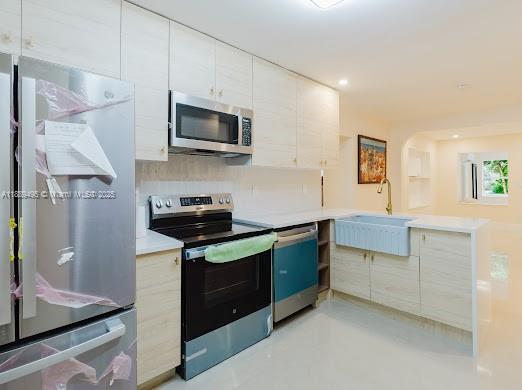 SUNKIST GROVE - Residential