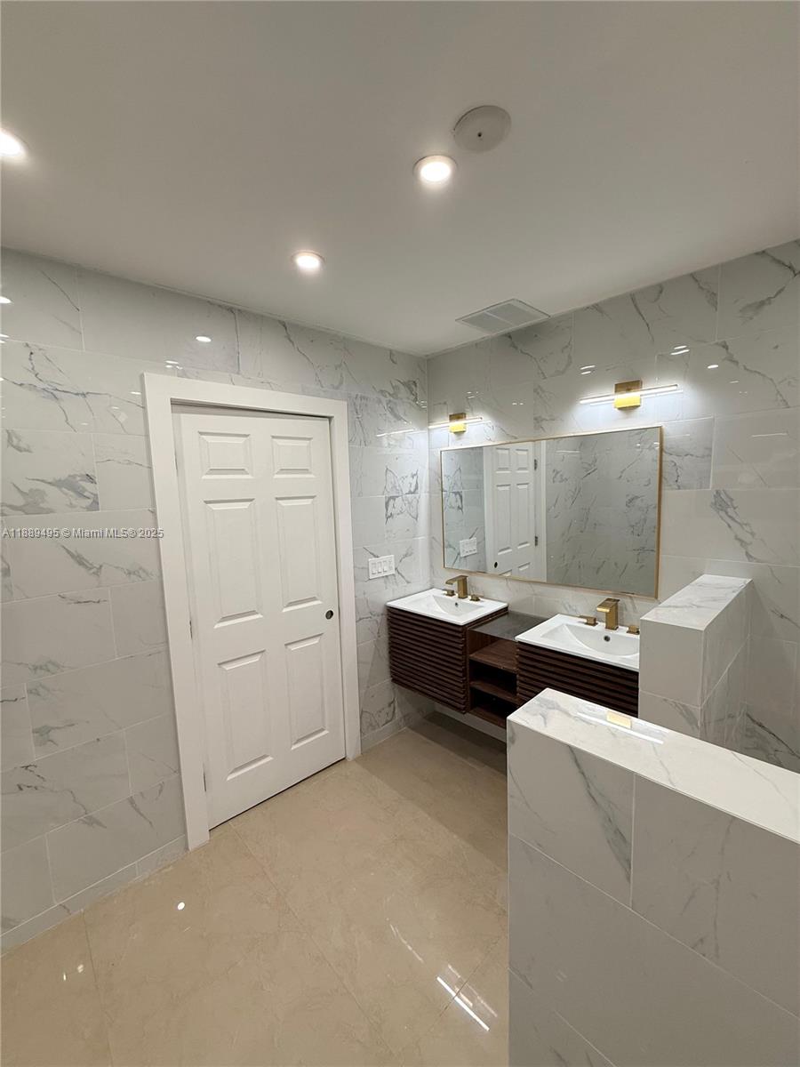 SUNKIST GROVE - Residential