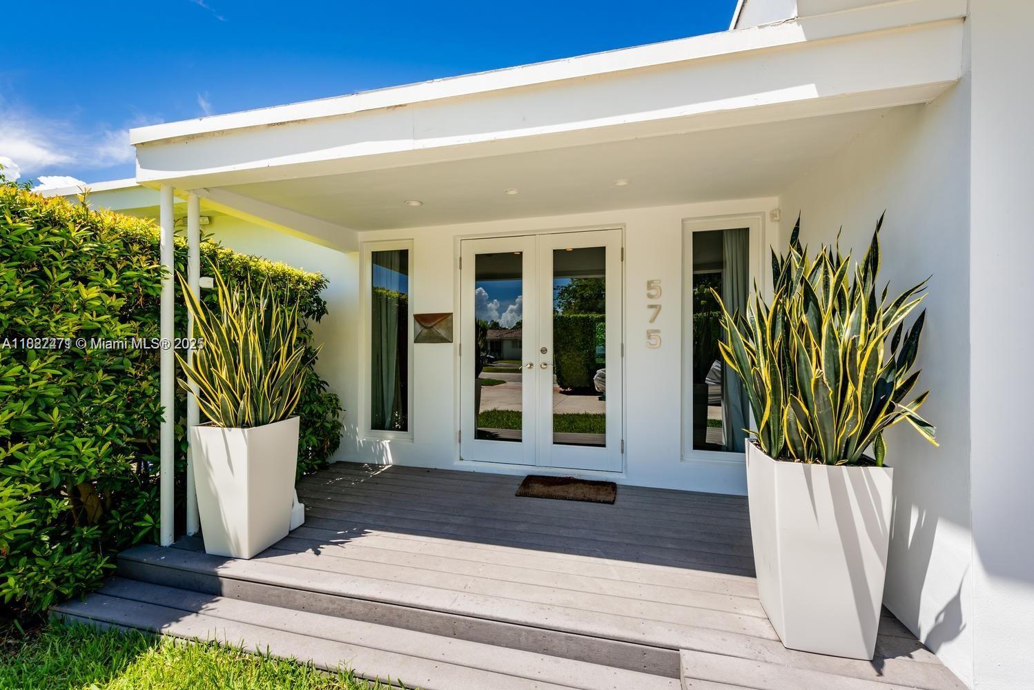 LAKE VIEW SUB - Residential Lease