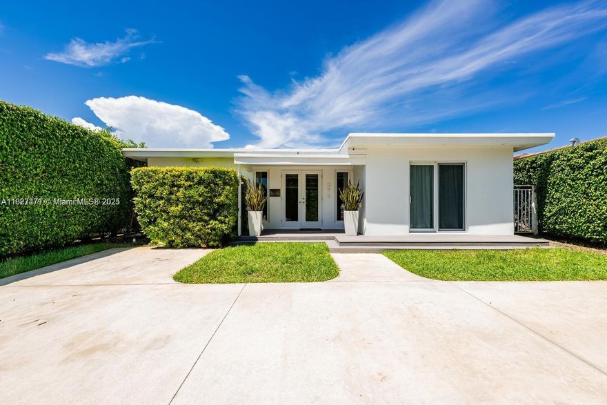 Meticulously renovated and maintained pool home in Lake View of Miami Beach. 3 bedroom / 2.5 baths home offered and oversized "cooks" kitchen and large open floor plan. Private tropically landscaped yard with pool.