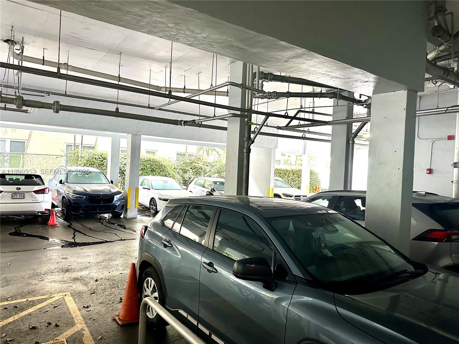 ADMIRAL TOWERS CONDO - Residential Lease