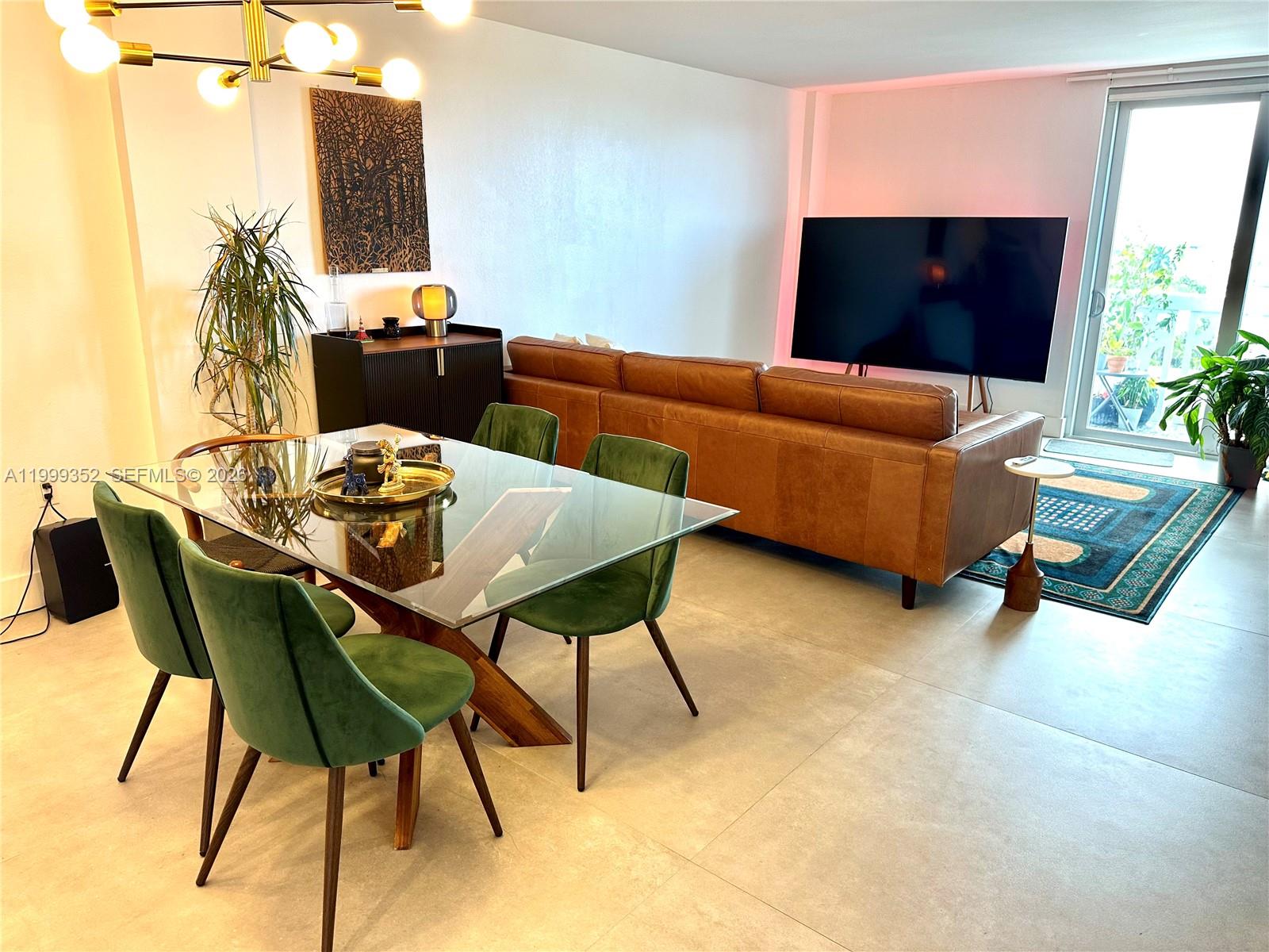 ADMIRAL TOWERS CONDO - Residential Lease