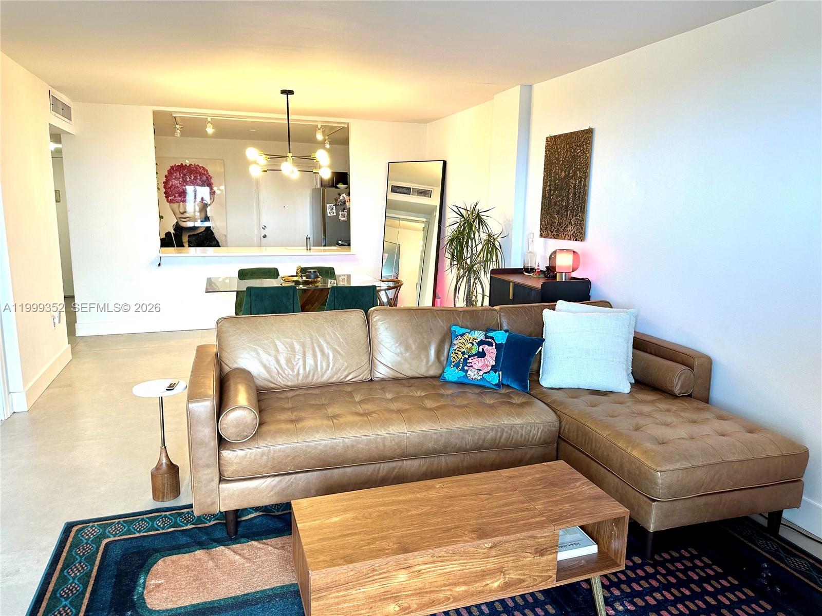 ADMIRAL TOWERS CONDO - Residential Lease