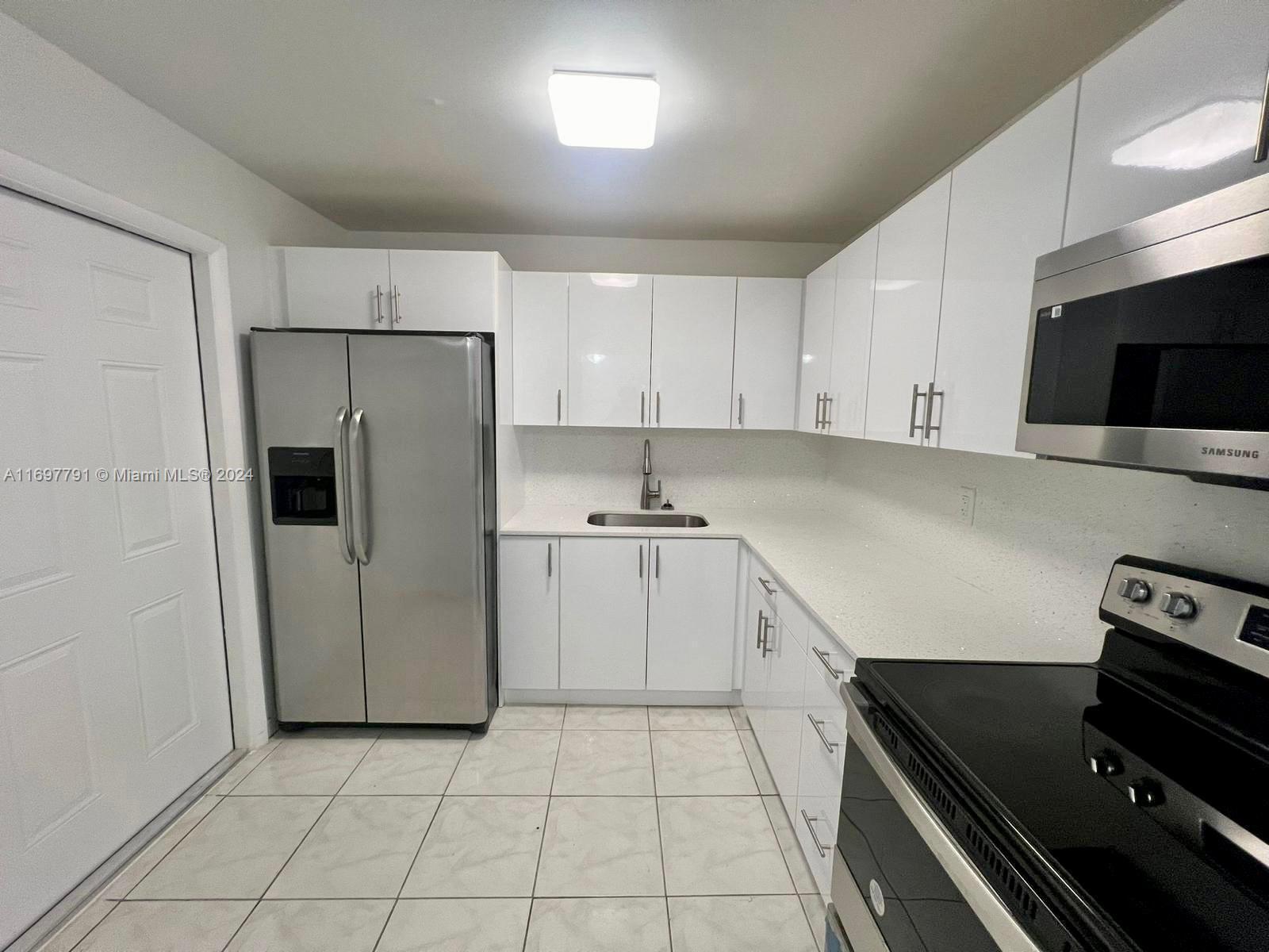 15221 Ne 6th Ave A301, Miami, Broward County, Florida - 2 Bedrooms  
2 Bathrooms - 