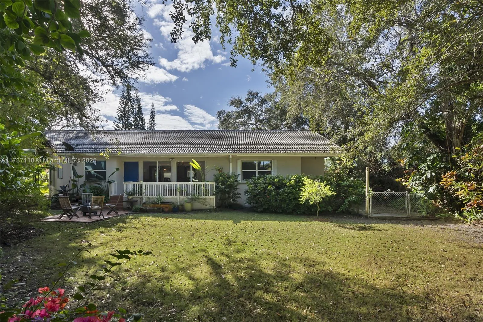 Miami, Florida 33156, United States, 3 Bedrooms Bedrooms, ,3 BathroomsBathrooms,Residential,Active,10455