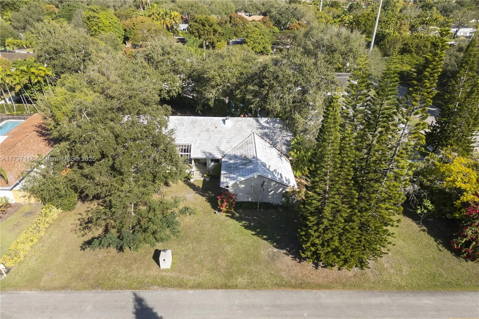 Miami, Florida 33156, United States, 3 Bedrooms Bedrooms, ,3 BathroomsBathrooms,Residential,Active,10455