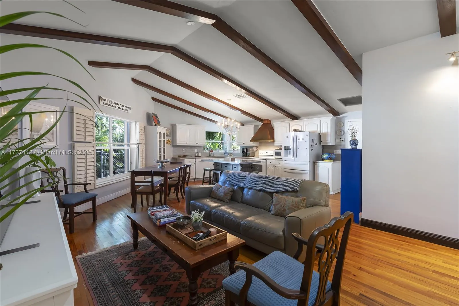 Miami, Florida 33156, United States, 3 Bedrooms Bedrooms, ,3 BathroomsBathrooms,Residential,Active,10455