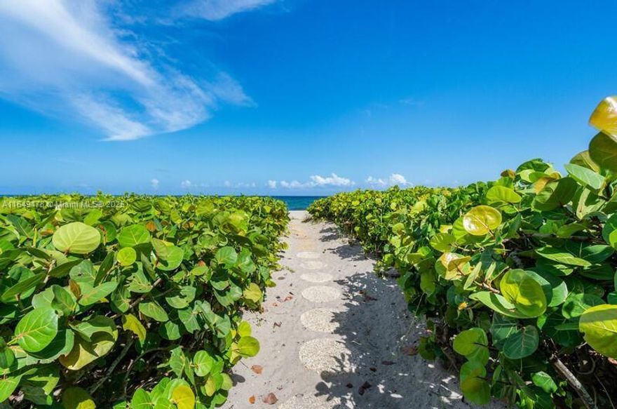 THIS SPACIOUS, BEAUTIFULLY RENOVATED CONDO/TOWNHOUSE IS IN A UNIQUE OCEANFRONT BUILDING
IN TOWN OF HIGHLAND BEACH (3 MILE PARADISE). 
SWIMMING POOL IS A FEW STEPS AWAY FROM YOUR PRIVATE BEACH. A PERFECT PLACE TO TAKE ADVANTAGE OF A GREAT ANNUAL RENTAL ON THE BEACH. WATCH THE BOAT PARADE FROM YOUR OWN INTRACOASTAL WATERWAY PRIVATE PARK ON A1A.
 CLOSE DISTANCE TO MIZNER IN BOCA RATON AND ATLANTIC AVE IN DELRAY BEACH FOR ENTERTAINMENT AND RESTAURANTS. A MUST SEE.
