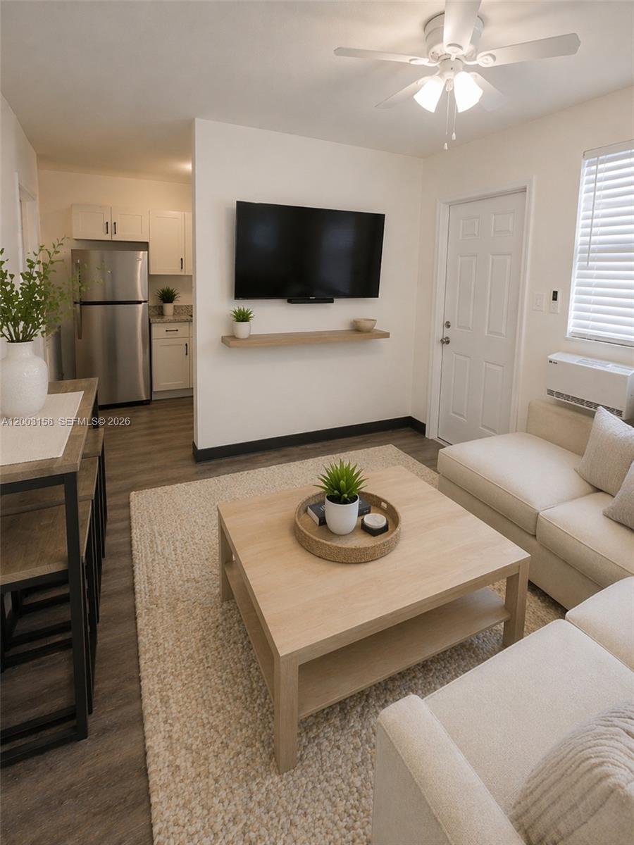 1181 NW 8th St Rd 12