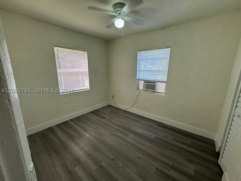 3669 Thomas Ave 6