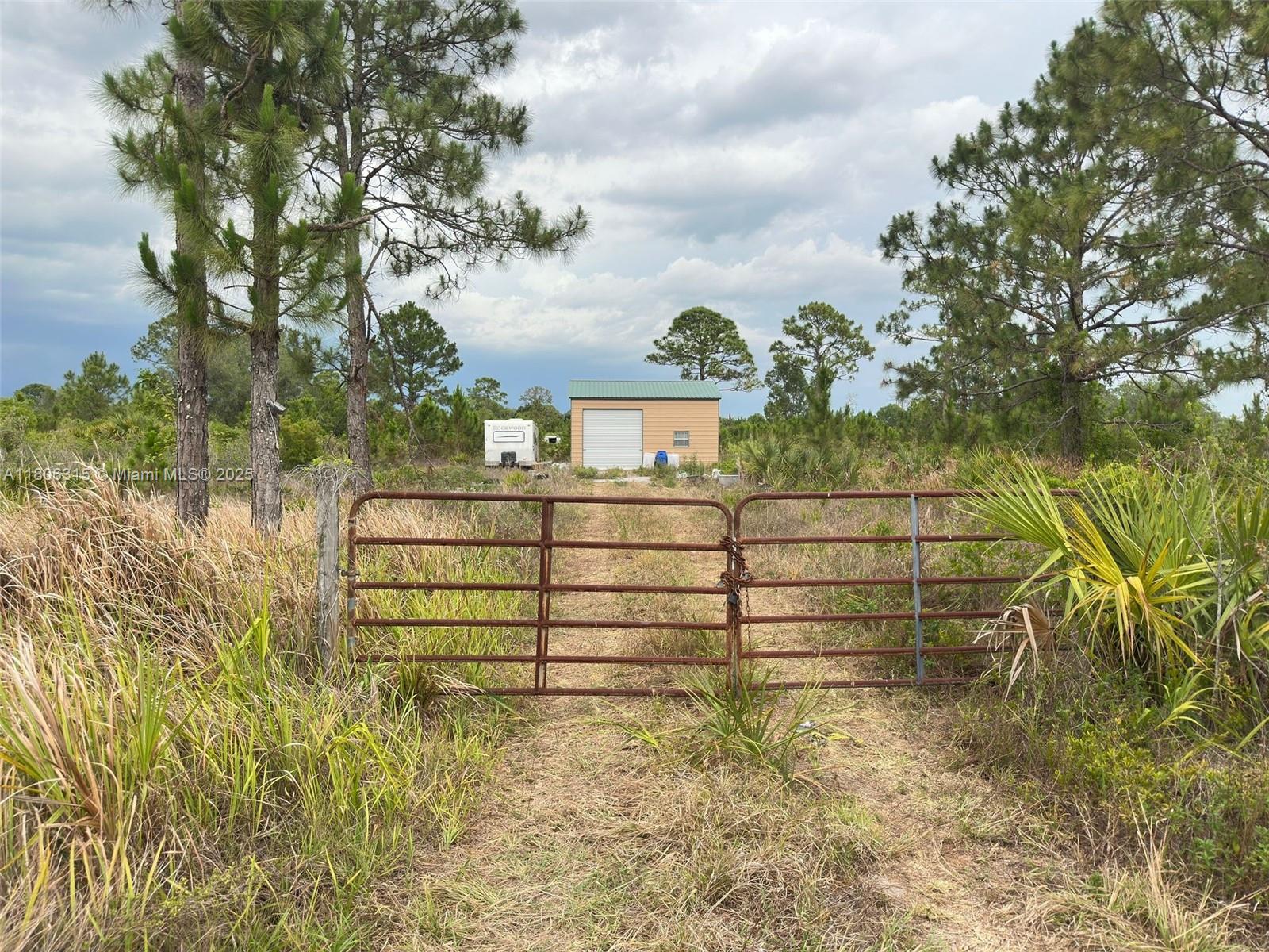 Listing image 1