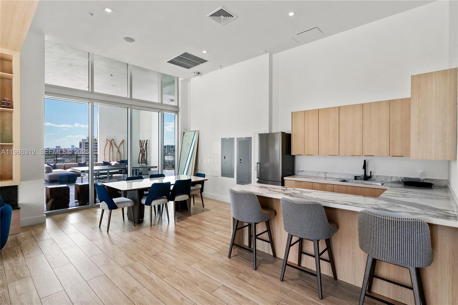 IVY CONDO - Residential Lease