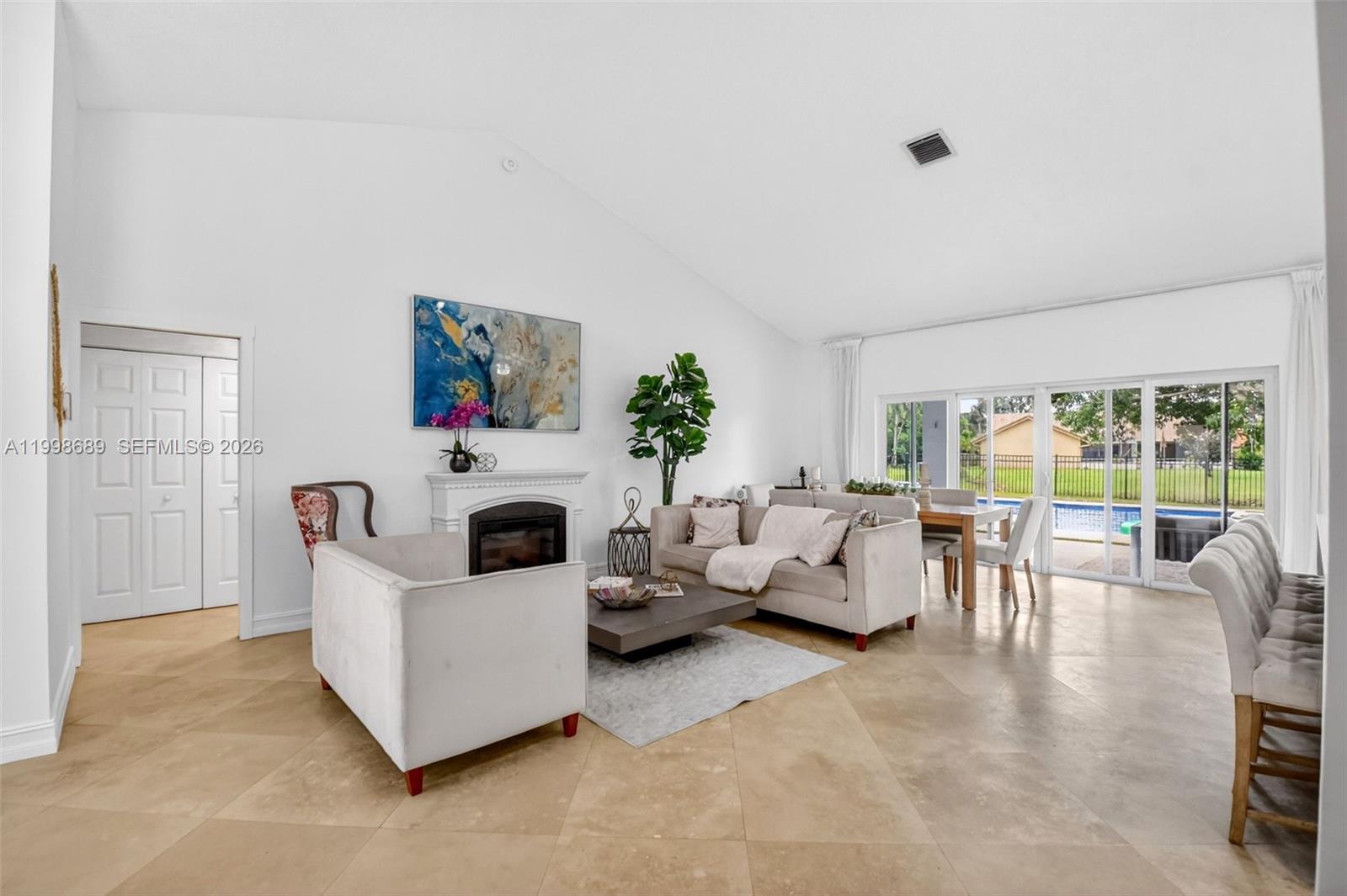 SUN VALLEY PUD 1 - Residential Lease