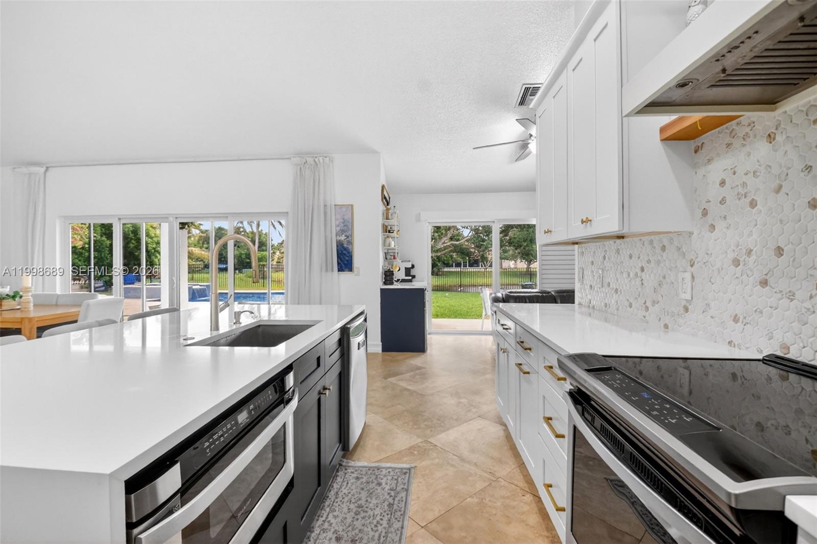 SUN VALLEY PUD 1 - Residential Lease