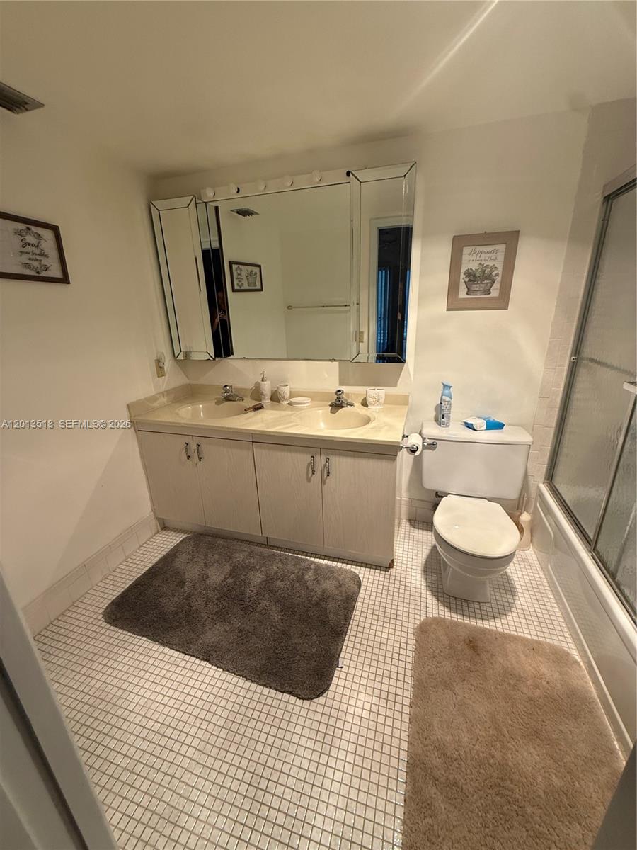 MARTINIQUE VILLAGE II D C - Residential Lease