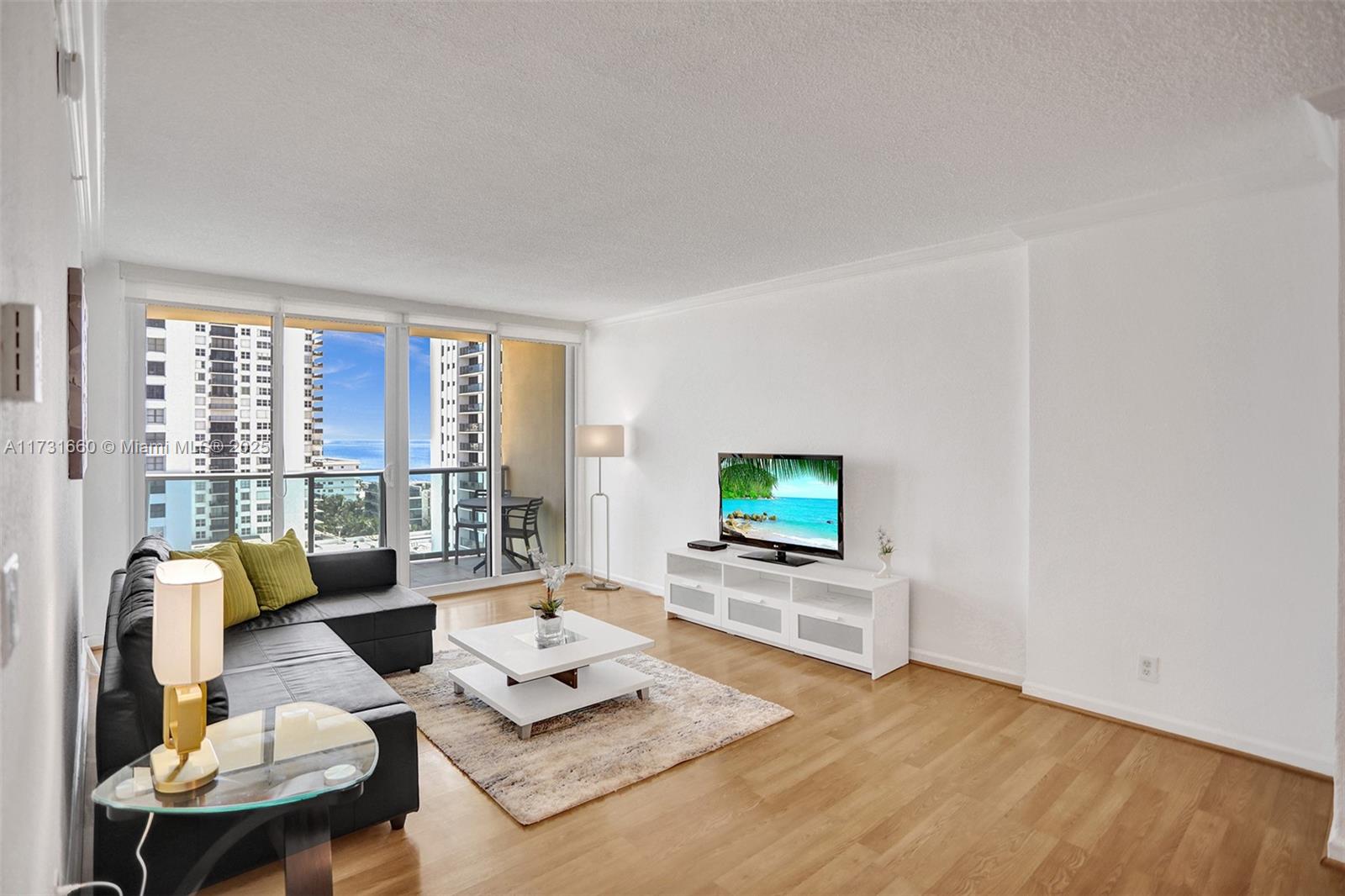 WAVE CONDO - Residential Lease