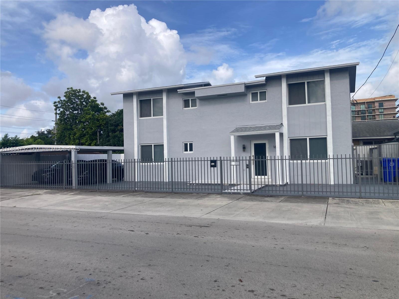 Singel family in excellent location with an extra converted room on the ground floor, near miracle mile, no association, new roof a year ago (20024), new air conditioning (2025) impact windows and doors.